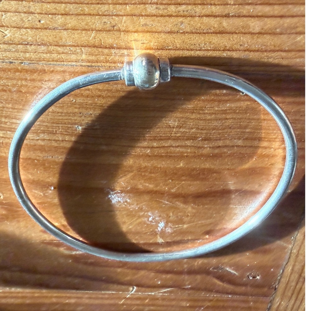Vtg Sterling Silver Bangle Bracelet Bead Clasp Minimalist Charm Bracelet Boho - Picture 9 of 9